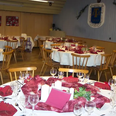 Gasthaus, Am Dreienberg Aparthotel 3*