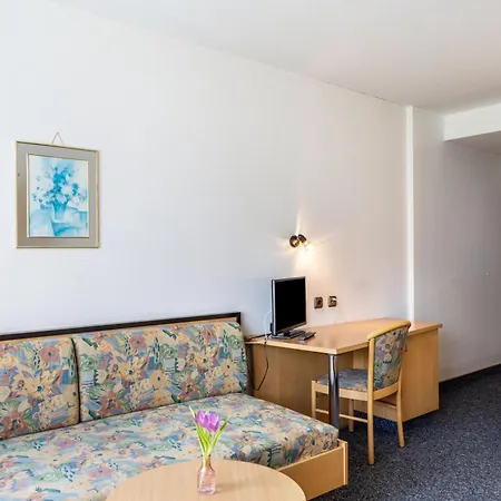Gasthaus, Am Dreienberg Aparthotel