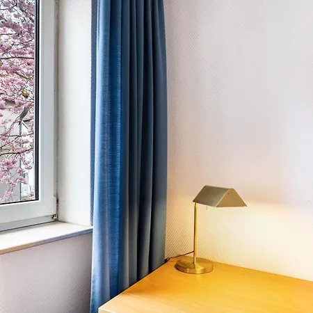 Gasthaus, Am Dreienberg 3*