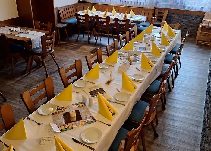 Landhaus Gasthaus, Am Dreienberg