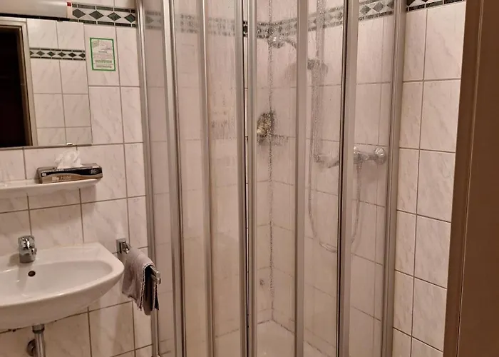 Gasthaus, Am Dreienberg